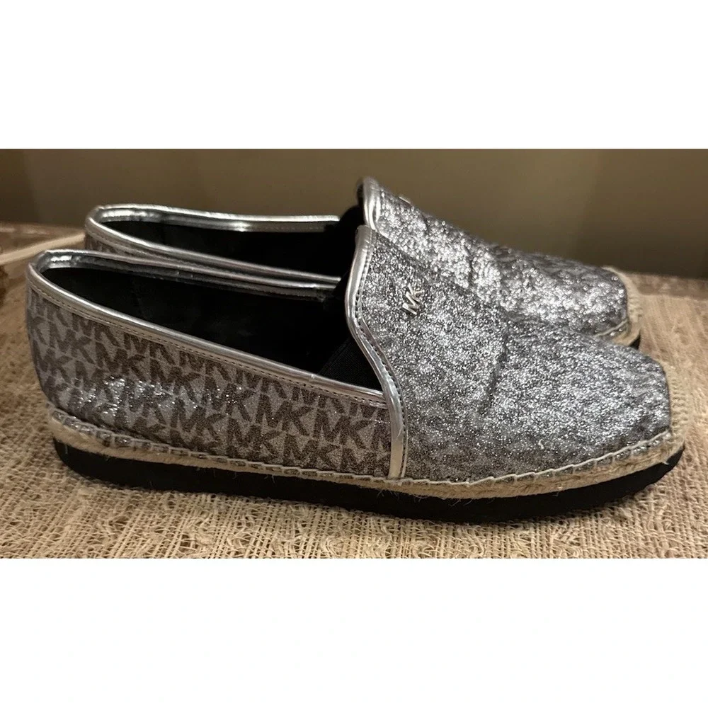 Michael Kors Hastings Signature Logo‎ Silver Metallic Espadrilles 9.5 158$